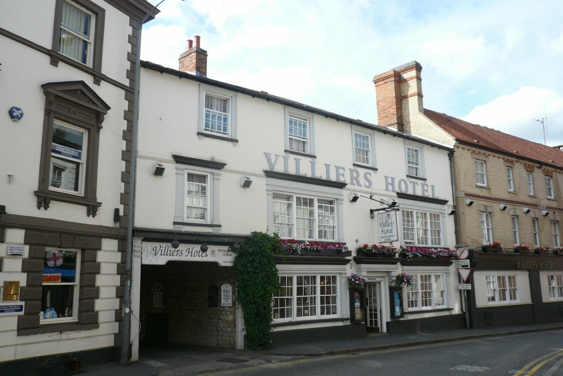 Villiers Hotel Buckingham Exterior photo